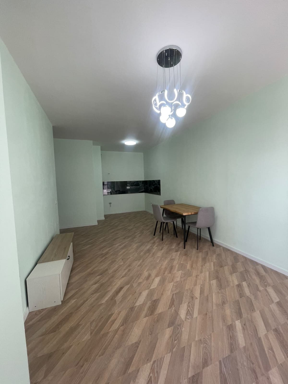 Jepet me qera Apartament 2+1 tek Univers City 2