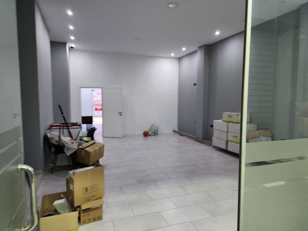 Dyqani me Qira tek Rruga e Dibrës, Tiranë - 450€ | 120m² 4