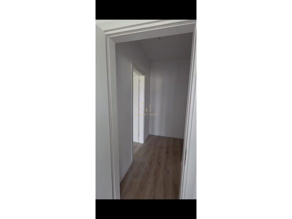 Jepet me qera apartament 1+1 ne Kamez 3