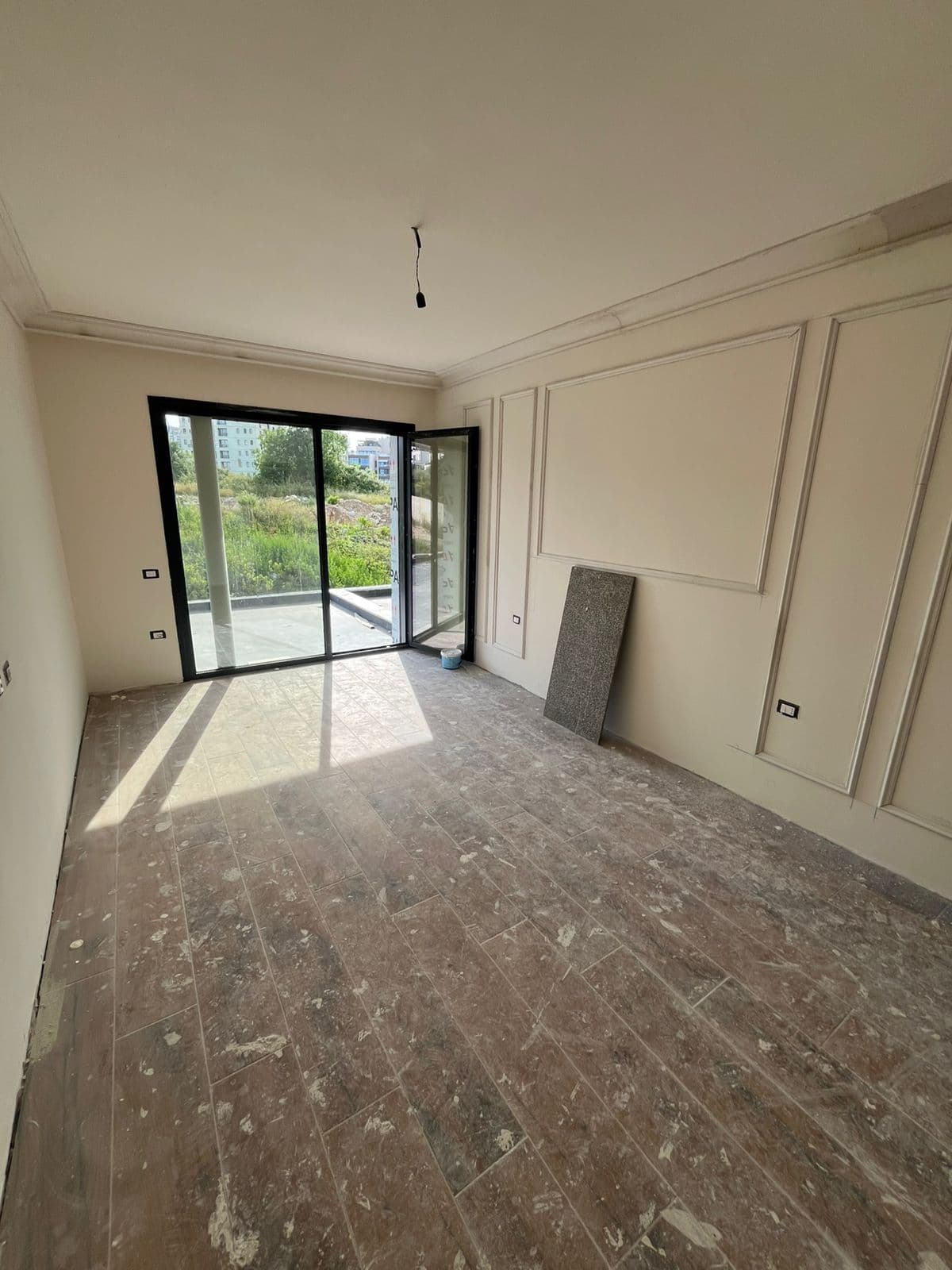 Jepet me qera Apartament 2+1+2 tek Liqeni i Thate
