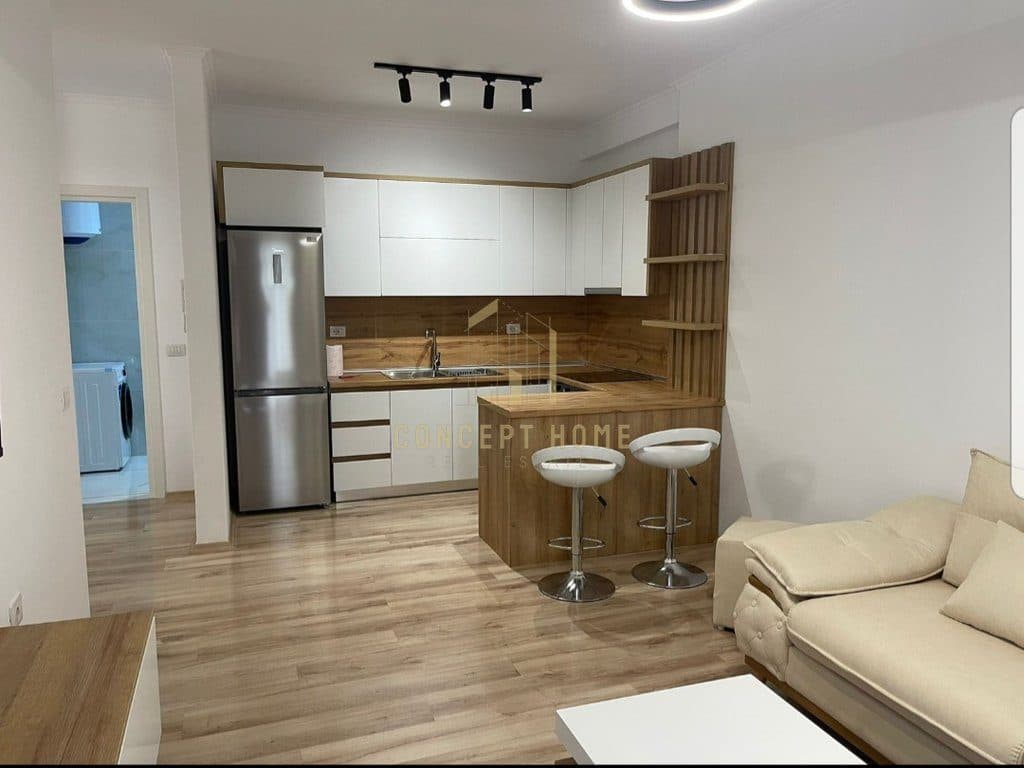 Shitet apartament 1+1 tek Ish Fusha e Aviacionit 2