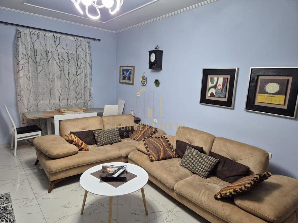 Jepet me qera apartament 2+1 ne Ali Dem