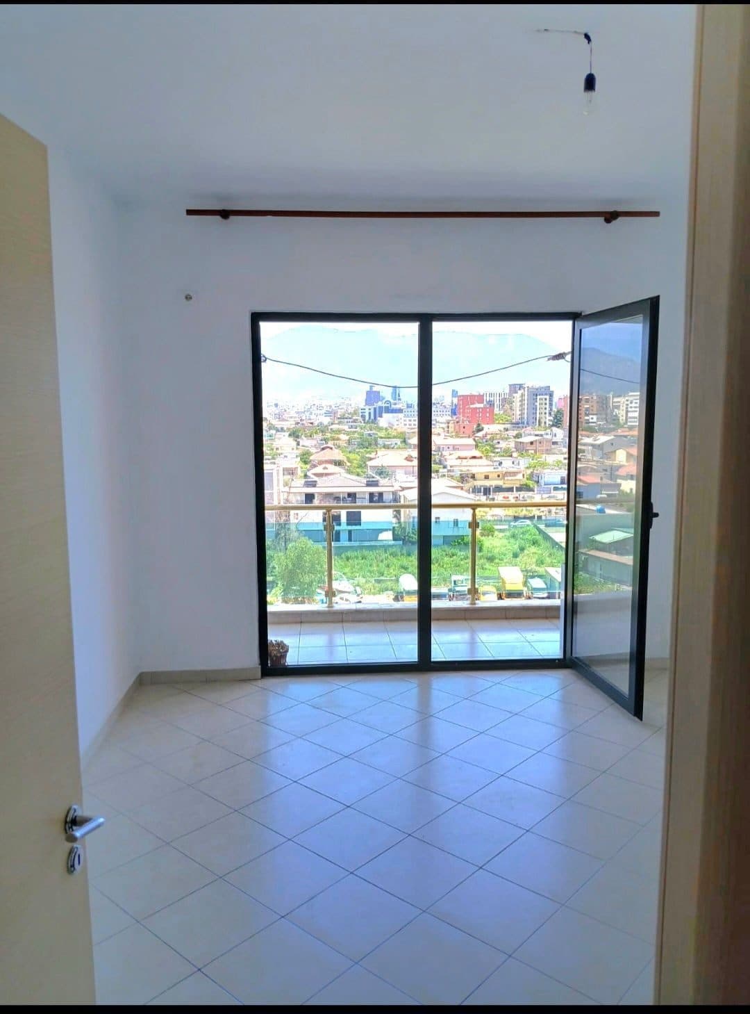 Apartament 1+1 Në Shitje në Yzberisht, Tiranë - 110,000€ | 78.35 m²