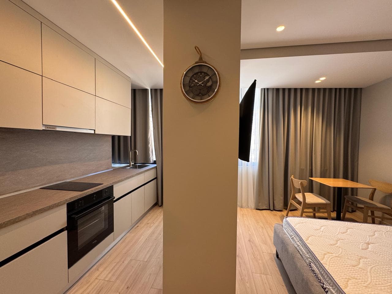 AirBnb Me Qira në Qendër të Tiranës - 1900€ | 128 m² 4