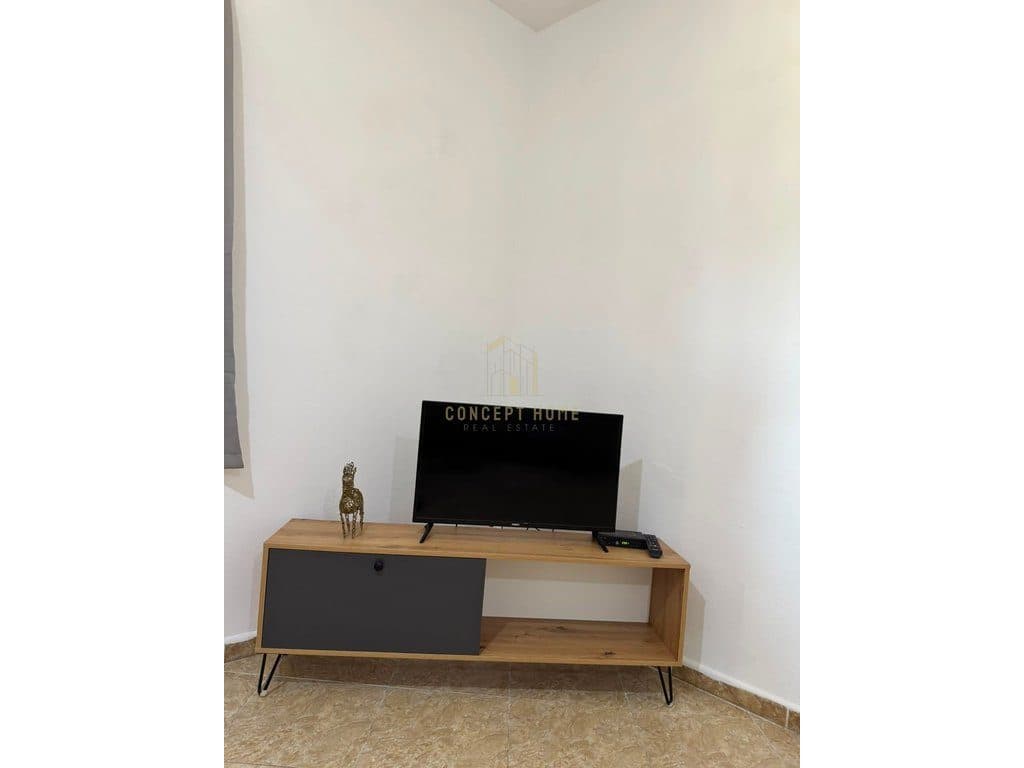 Jepet me qera apartament 1+1 ne Ali Dem 4