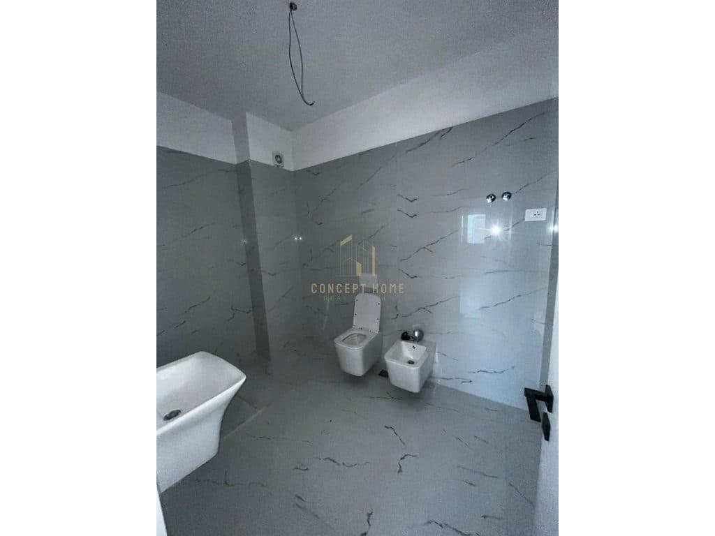 Shitet apartament 2+1+2 ne Kamez (White POWER SHPK) 4