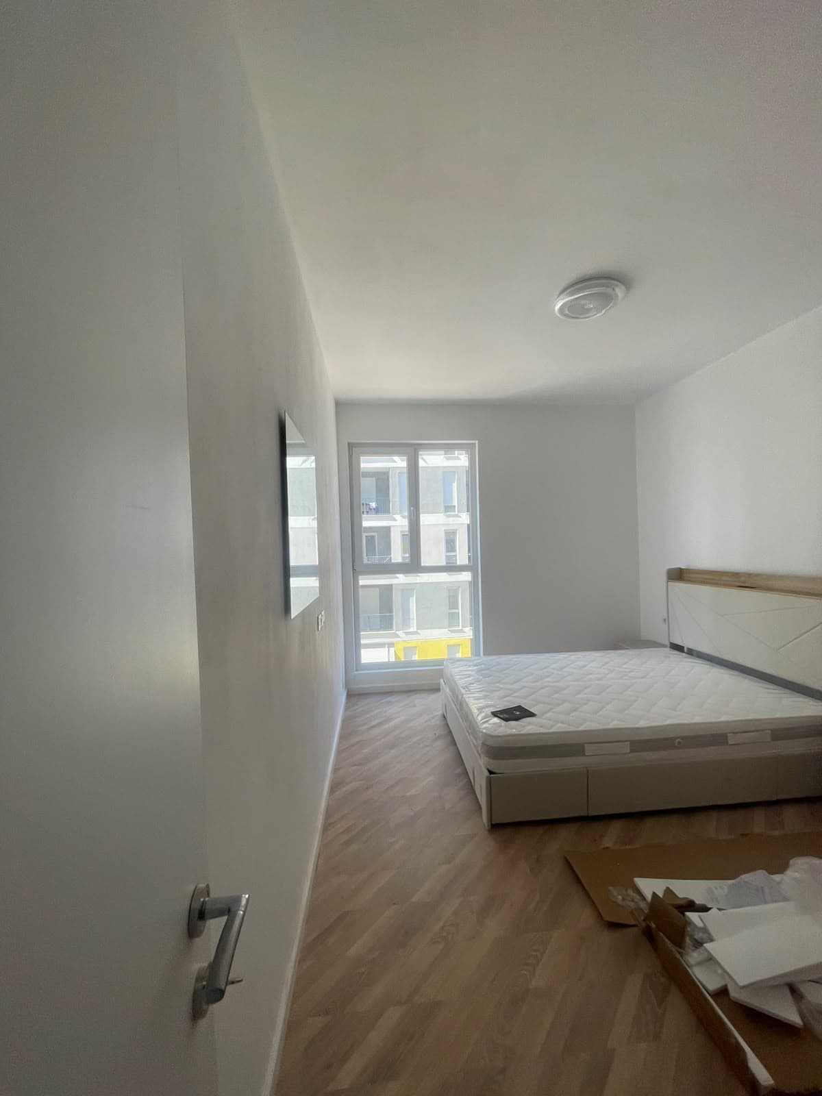 Jepet me qera Apartament 2+1 tek Univers City 4