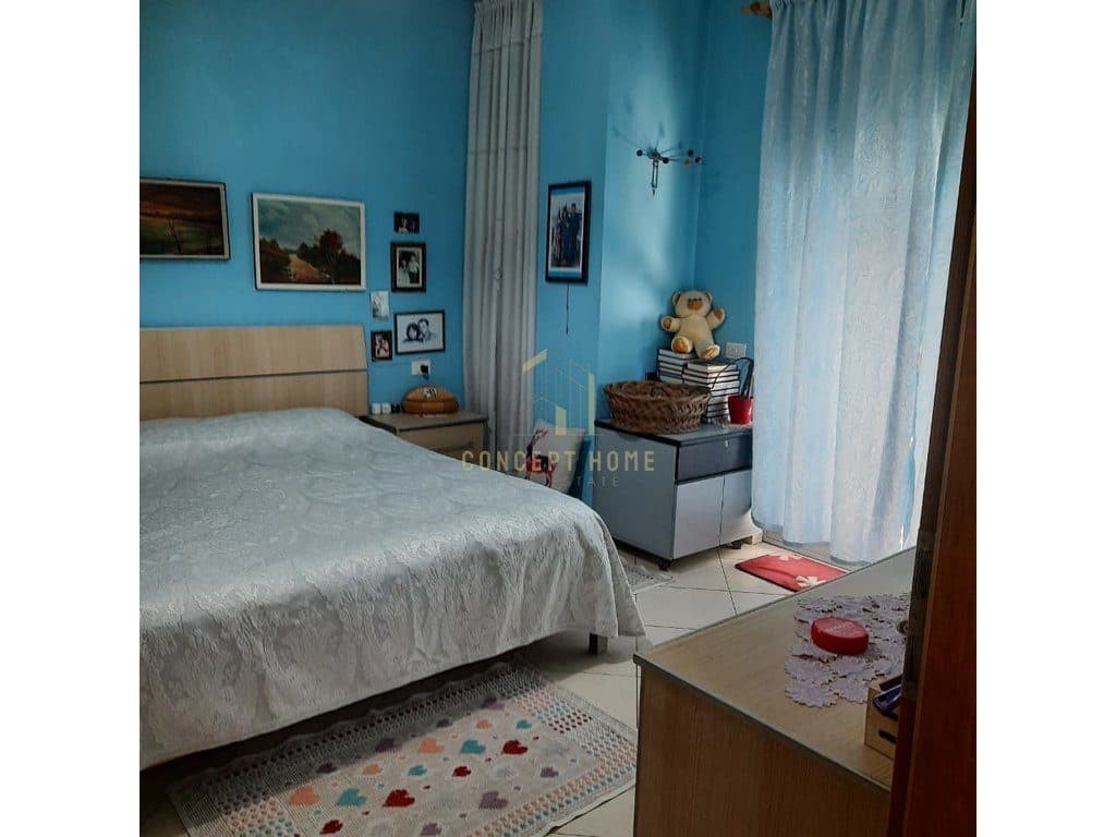 Shitet Apartament 2+1 ne Zog te zi 3