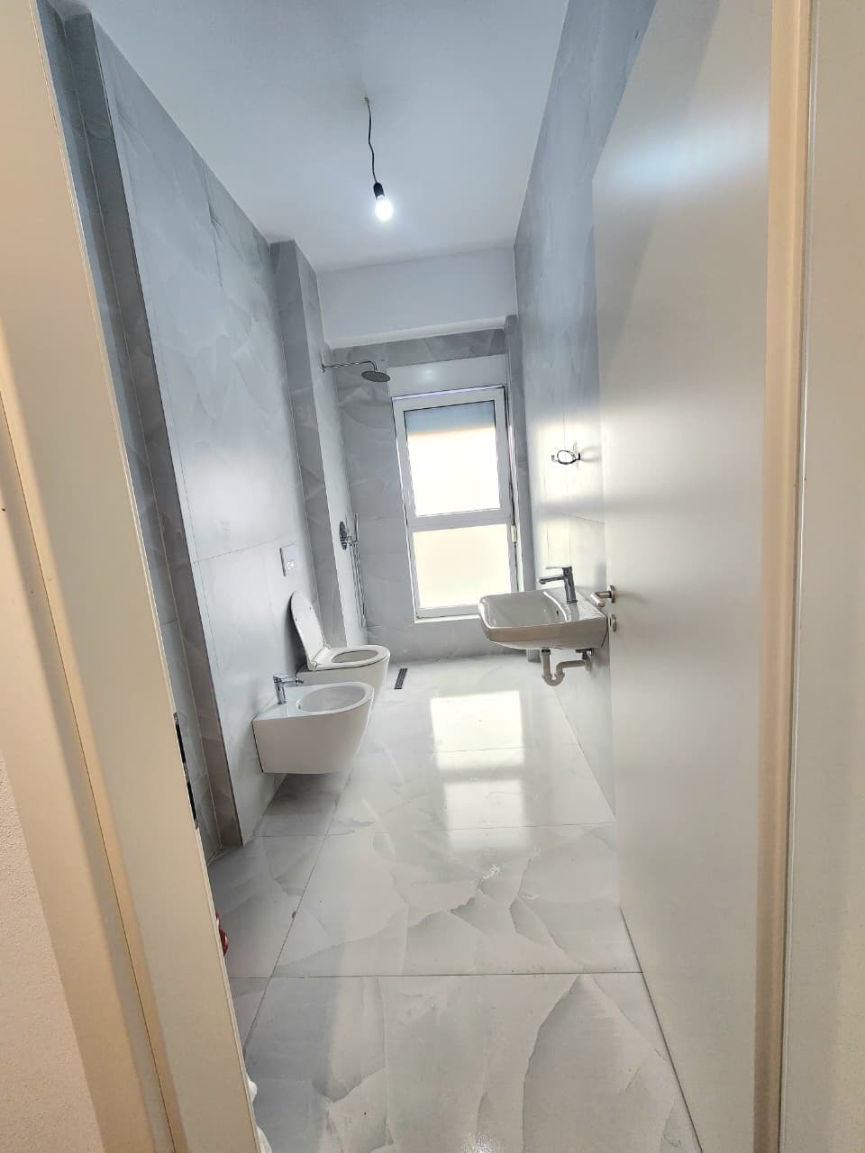 Shitet apartamenti 1+1 ne Ali Dem 4