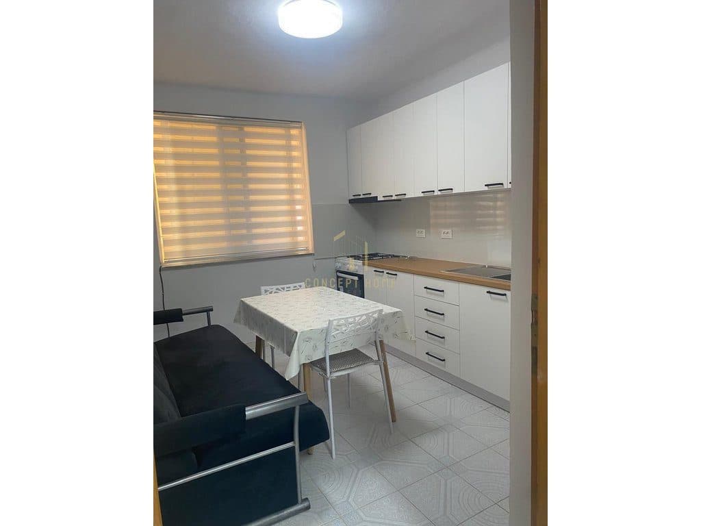 Jepet me qera apartament 1+1 ne Bllok. 4