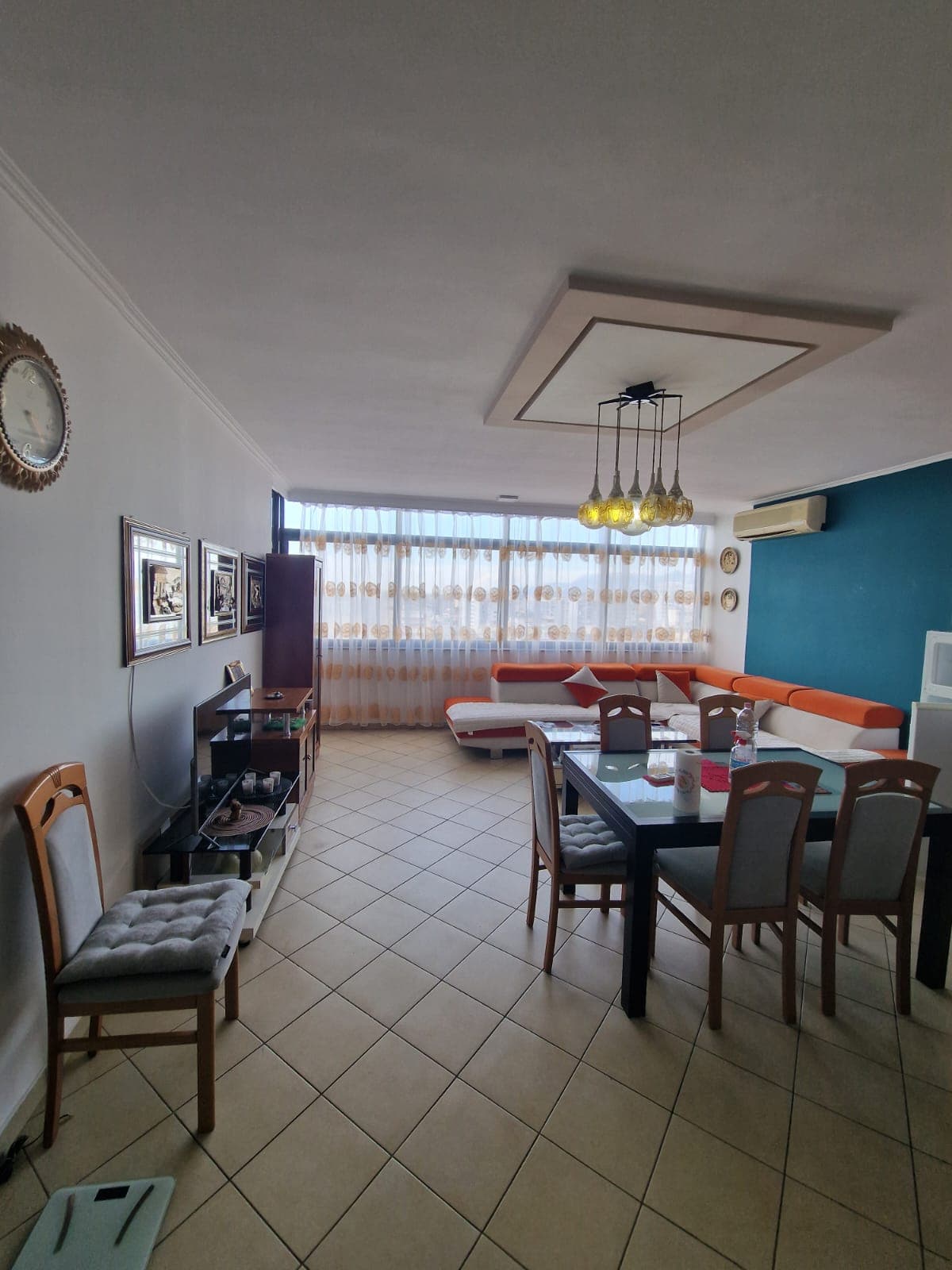 Shitet apartament 3+1+2+3 Perball Delijorgjit/Rr.Kavajes 4
