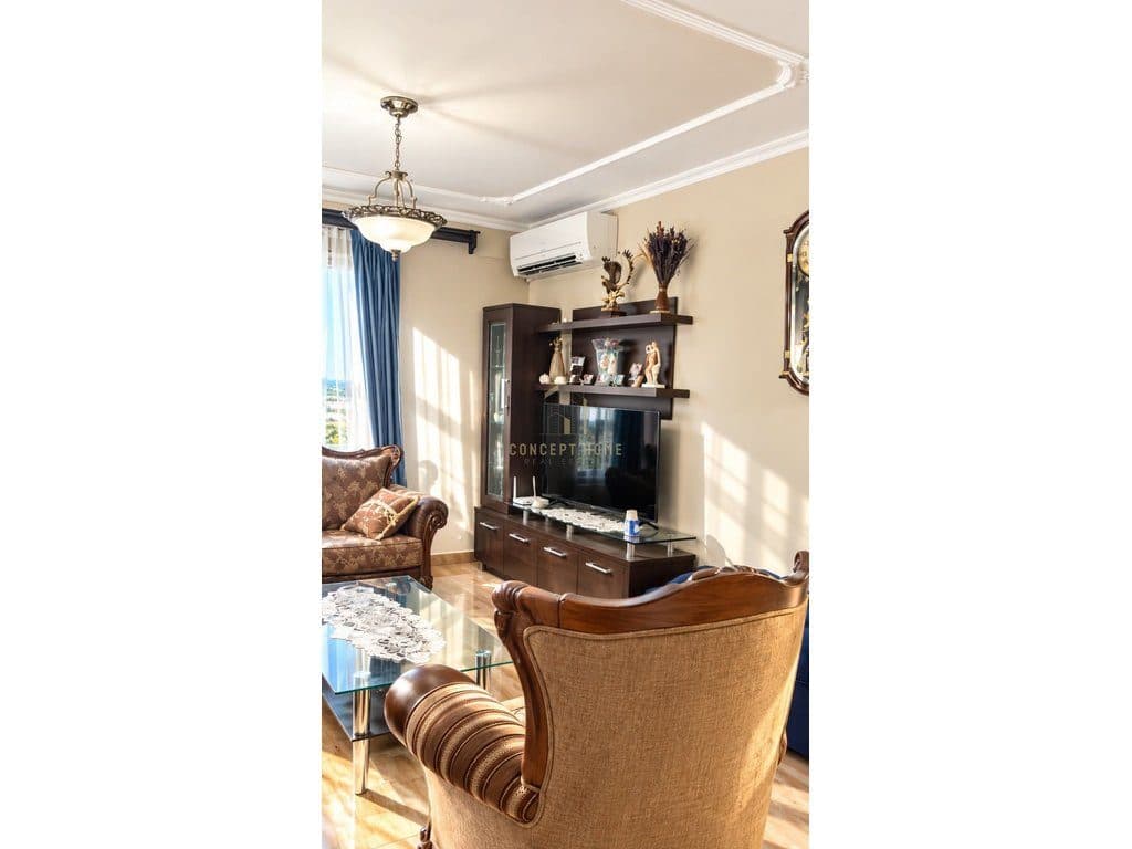 Jepet me qera Apartament 2+1 ne Astir