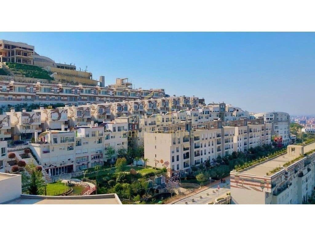 Shitet apartament 3+1 tek Kodra e Diellit 2/Cmimi per shitje: 250,000 Euro