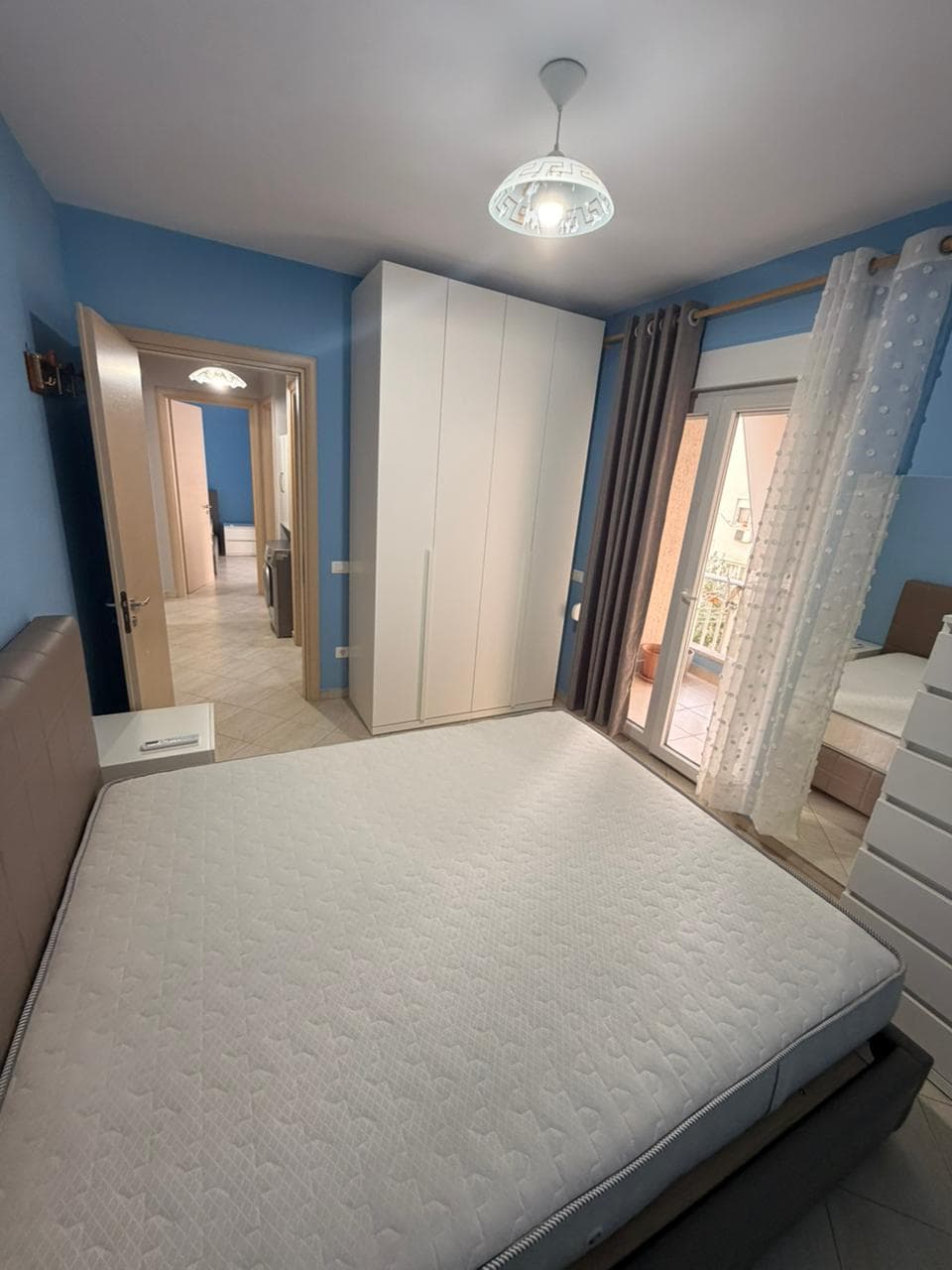 Jepet me qera apartament 2+1+2 tek Kontakt, 21-Dhjetori 4
