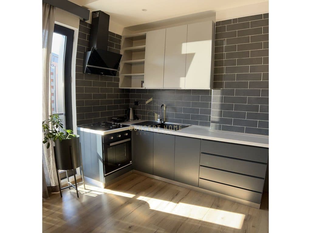 Apartament 2+1 me Qira në Rruga e Kavajes, Tiranë - 1800€ | 97 m² 3