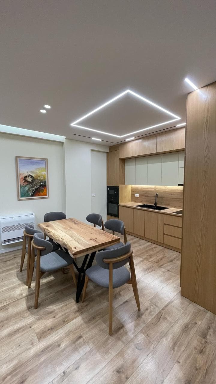 Jepet me qera apartment 2+1+2 tek Liqeni i thate 2