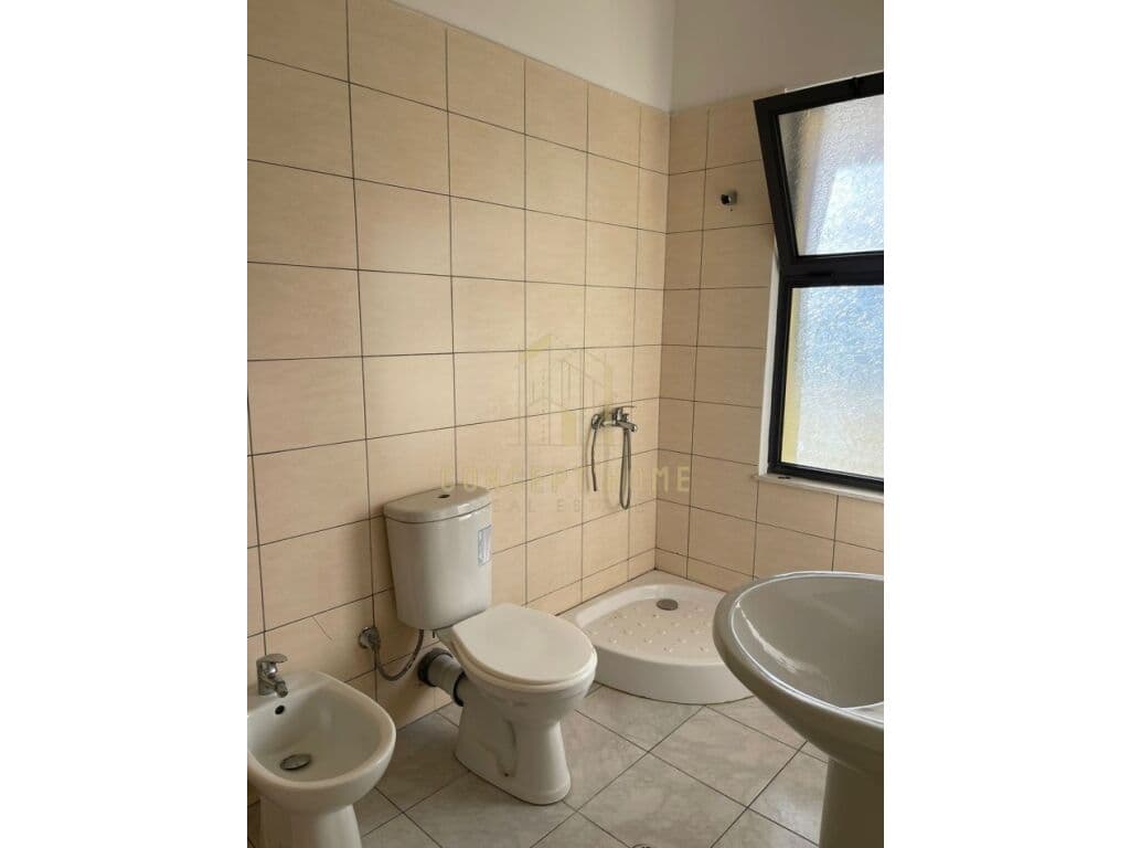 Shitet apartament 2+1+2 ne Astir 2