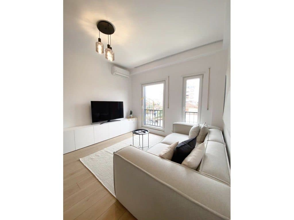 Jepet me qera apartament 1+1+Post parkimi tek Jordan Misja