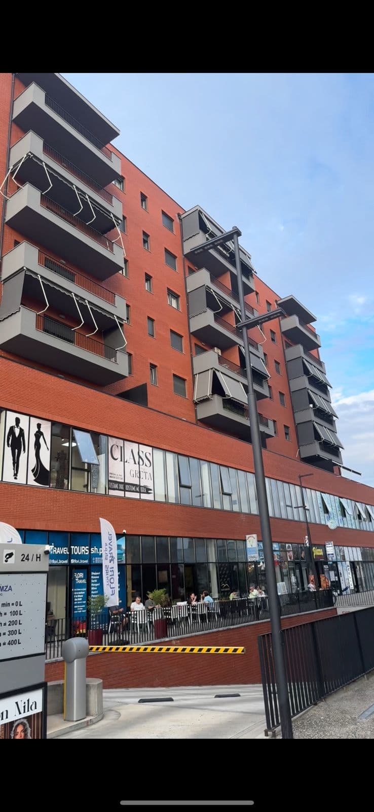 Apartament 2+1+2 ne Qender Kamez