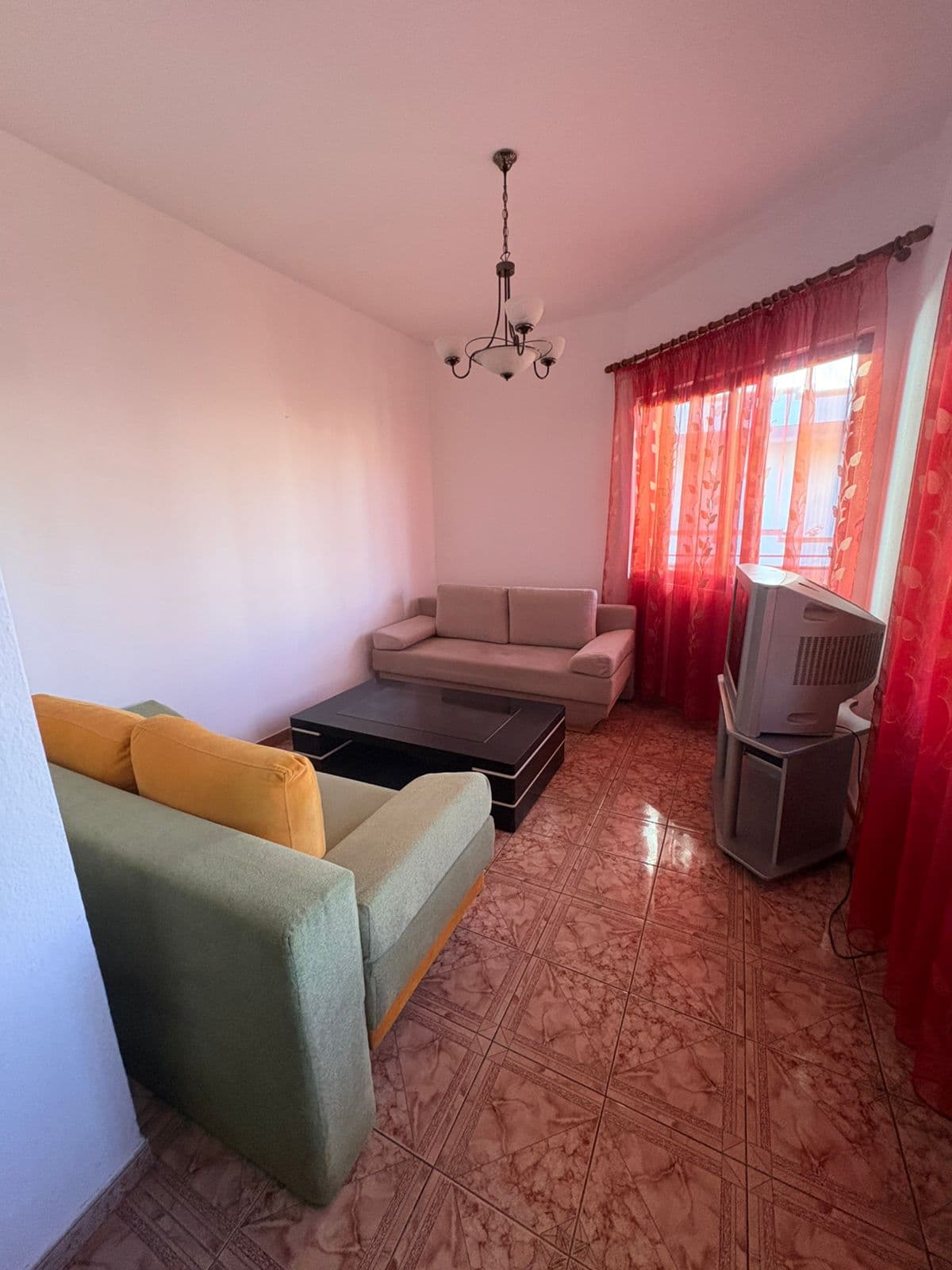 Apartament 2+1 Me Qira në Rruga Jordan Misja, Tiranë - 350€ | 95 m² 4