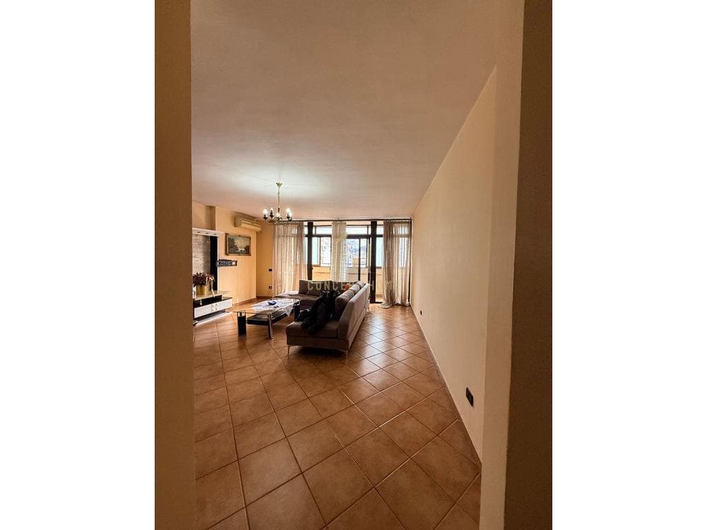Apartament 2+1 Me Qira tek Rruga e Kavajes - 700€ | 120 m² 3