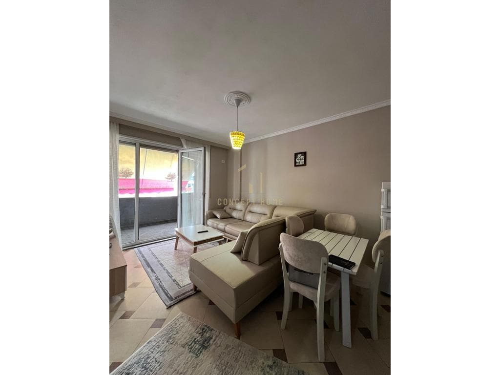 Jepet me qera Apartament 1+1 ne Astir