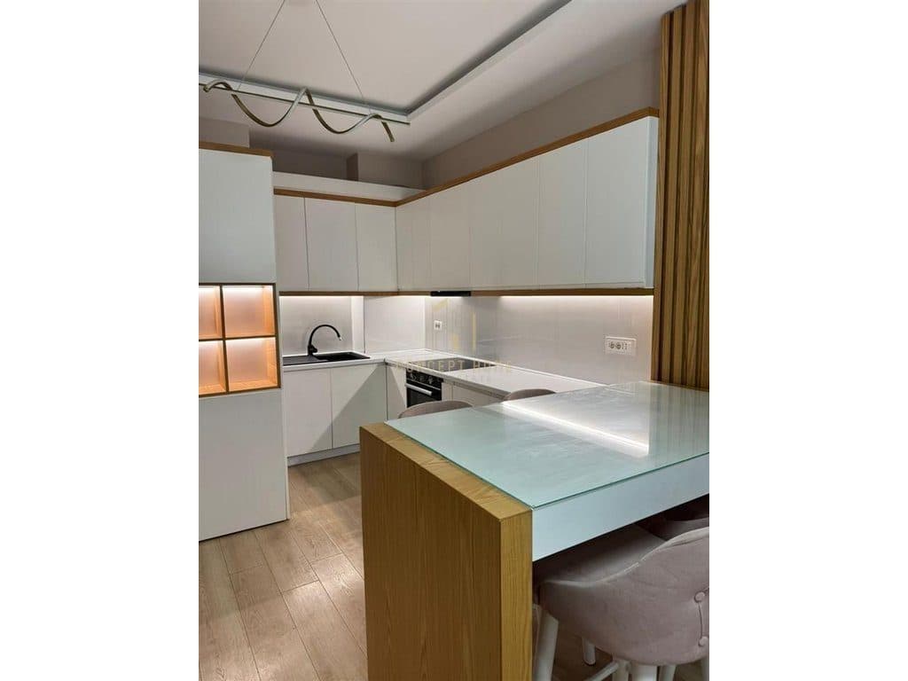 Jepet me qera Apartament 2+1+2 tek Dogana 3