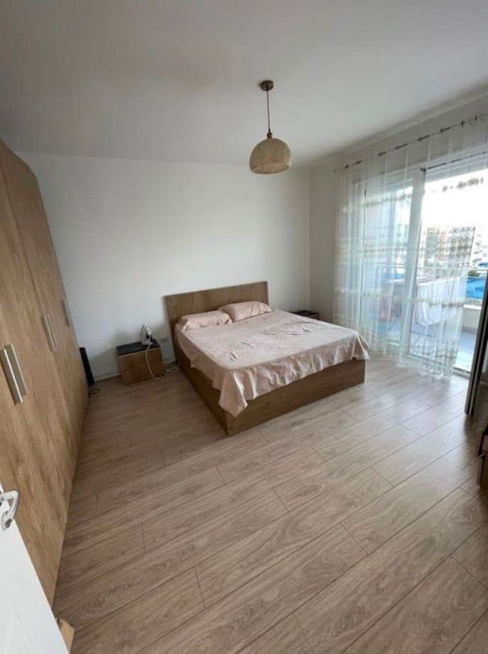 Jepet me qera Apartament 1+1 tek Kopshti Zoologjik 4
