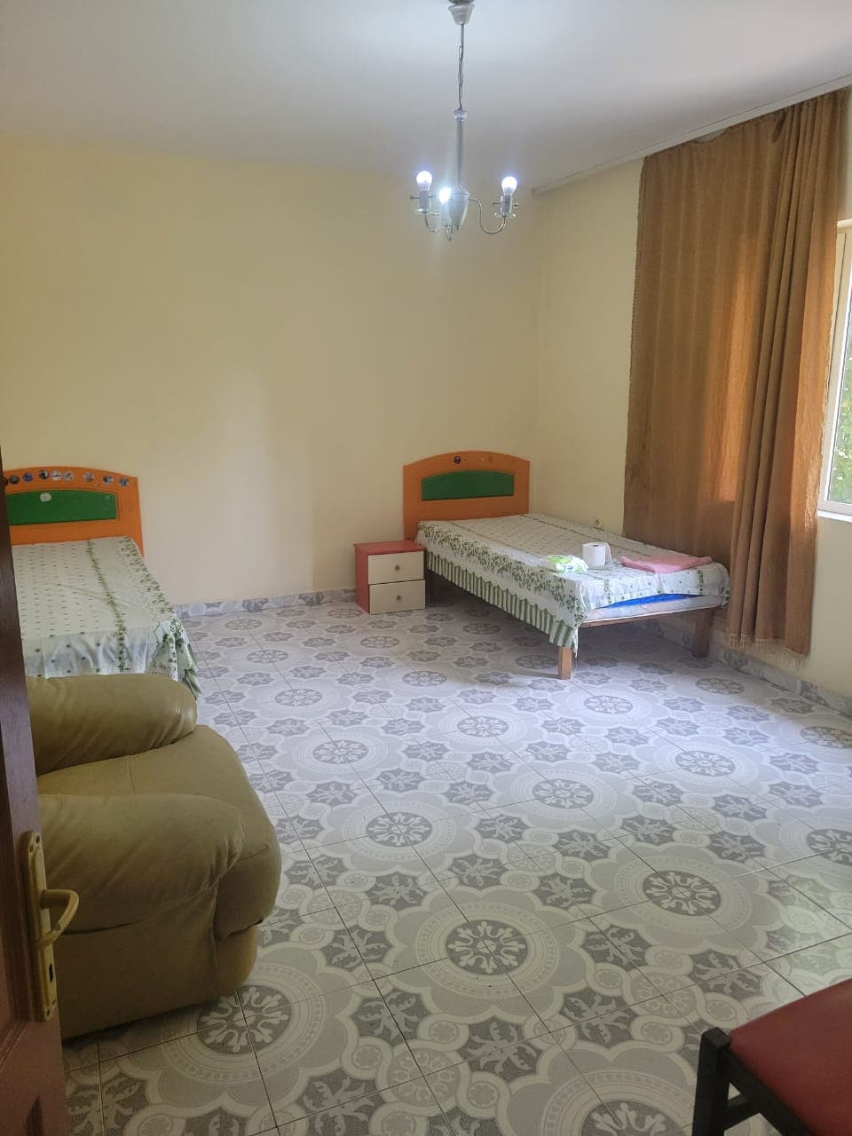 Apartament 2+1 me qira në Ali Demi/Tregu Elektrik, Tiranë - 400€ | 113 m² 2
