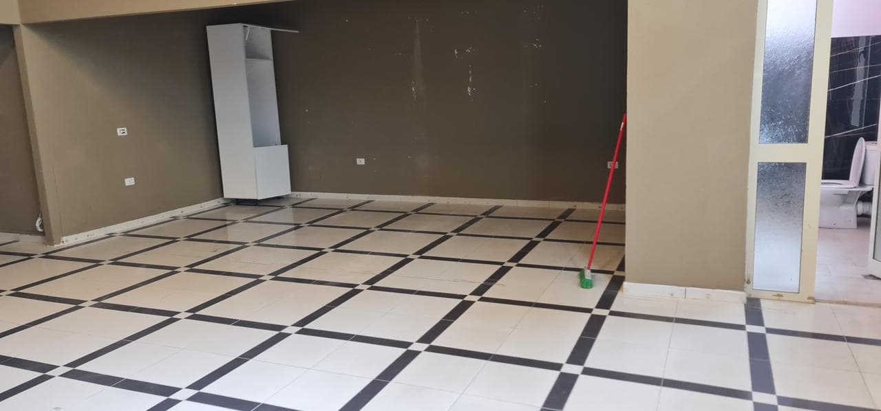 Ambient me qera tek Kodra e Diellit, Tiranë - 800€ | 90 m²