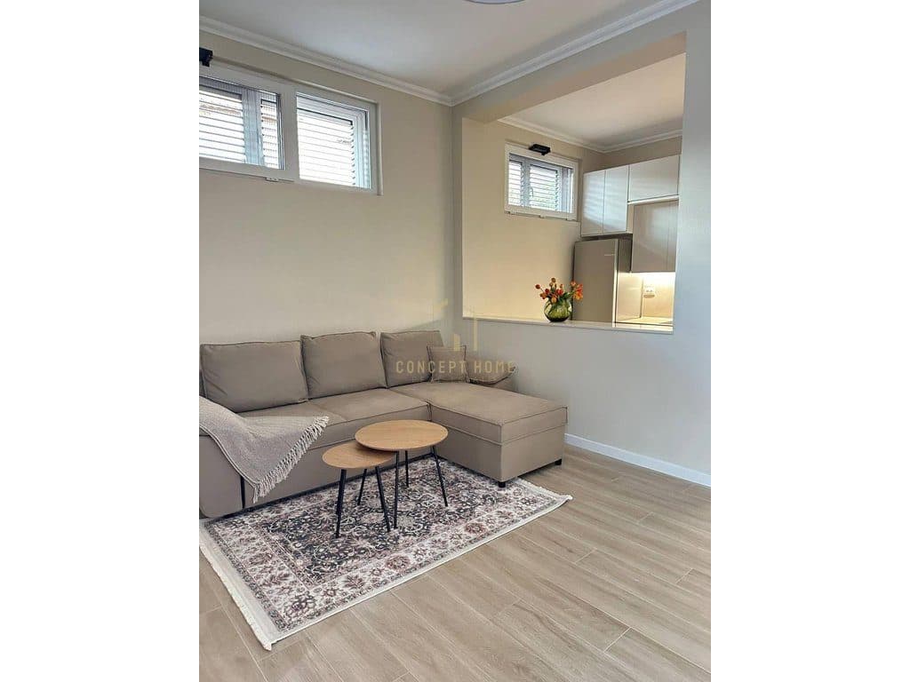 Jepet me qera apartament 1+1 tek 3