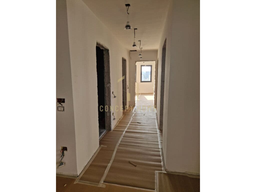 Shitet apartament 3+1+2 te Unaza e Re 4