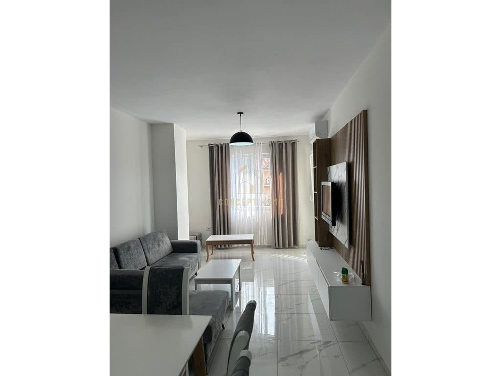 Jepet me qera apartament 1+1 ne Kamez 4