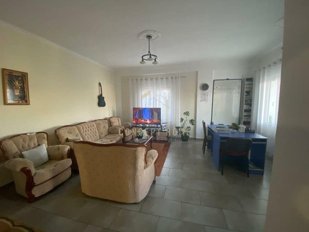 Shtëpi 4+1+2 me Qira në Sauk, Tiranë - 500€ | 130 m² 4