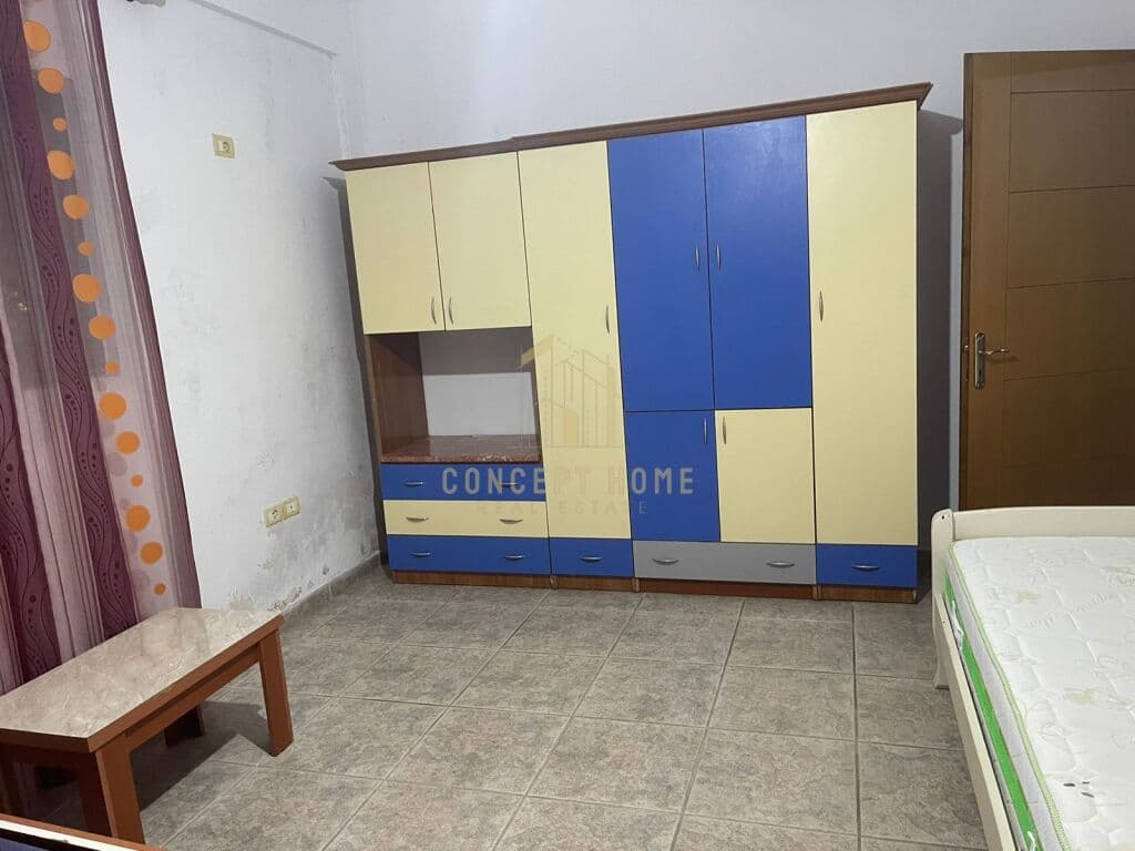 Shtëpi 1+1 me Qira në Rruga 5 Maji, Tiranë - 300€ | 70 m² 3