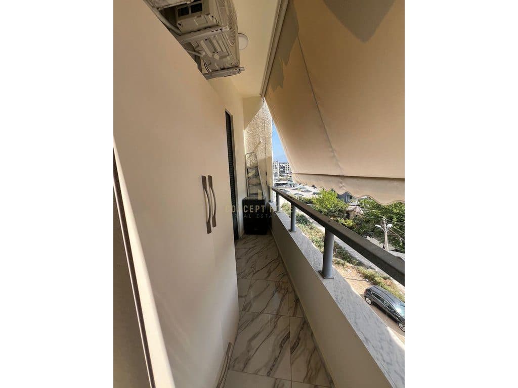 Shitet apartament 2+1+ Parkim ne Astir. 2