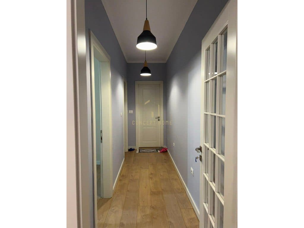 Jepet me qera apartament 2+1 tek 4
