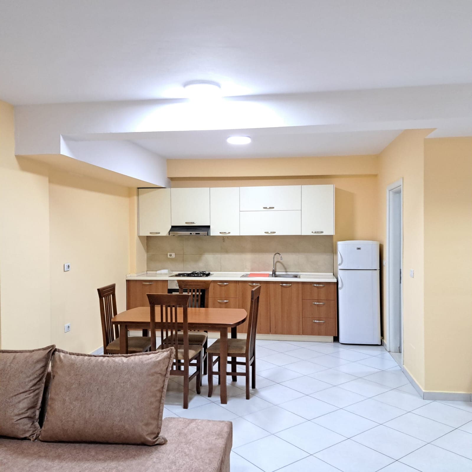 Apartament 1+1 Me Qira në Kodra e Diellit 1, Tiranë - 450€ | 67 m² 3