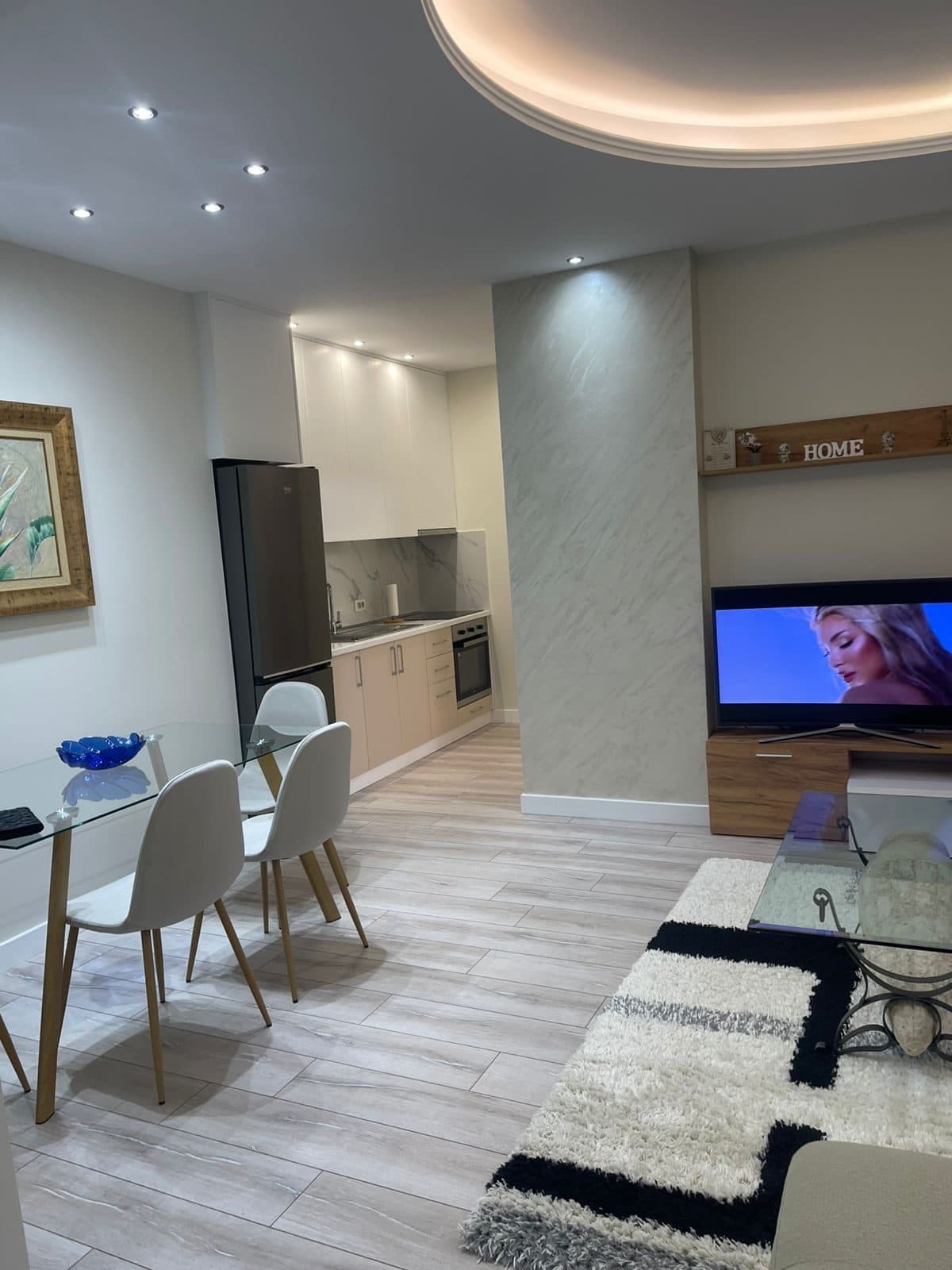 Apartament me qera 1+1 tek Rruga e Kosovareve 4