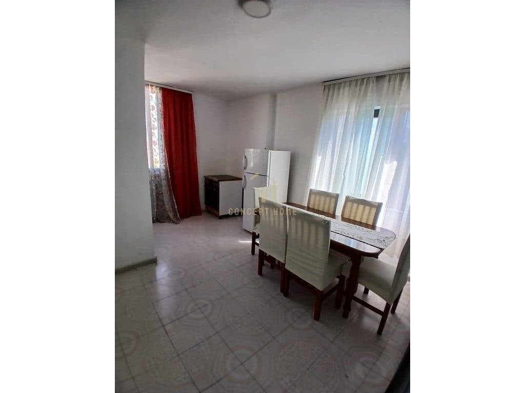 Jepet me qera apartament 2+1 ne Vasil Shanto. 3