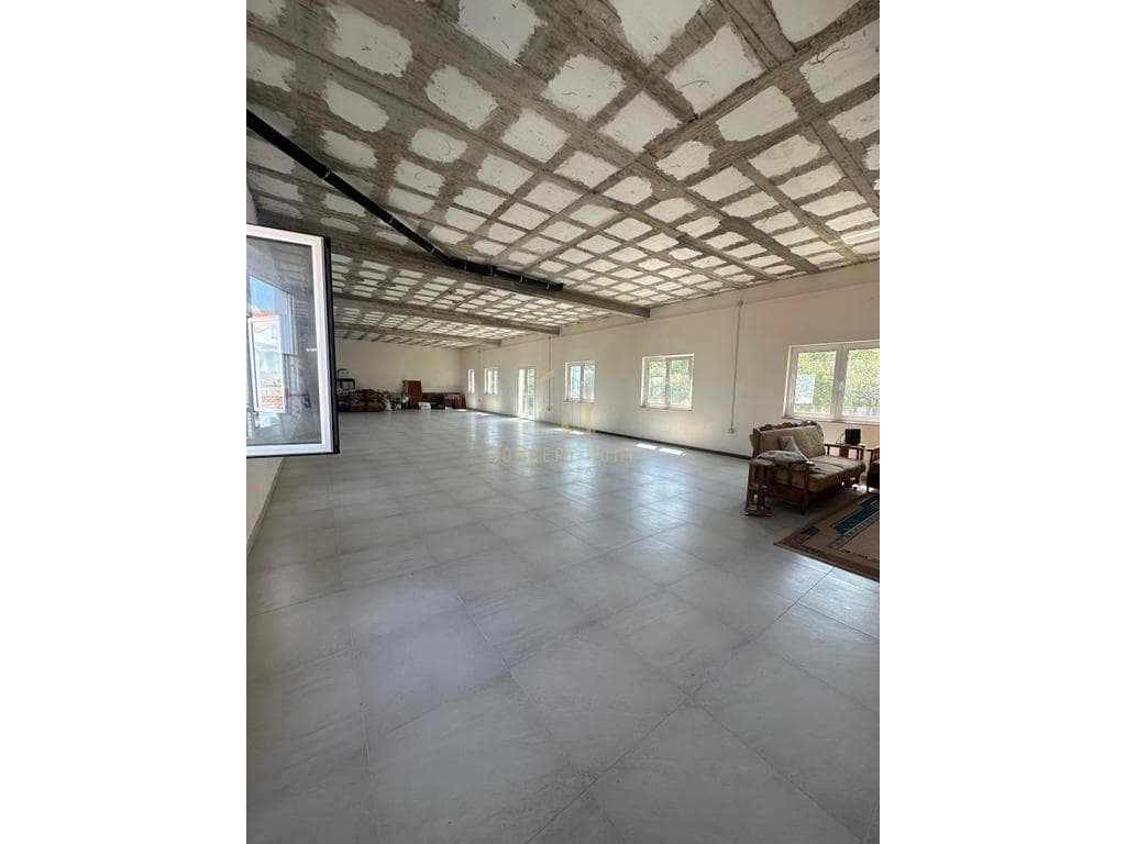 Ambient me qera ne Yrshek / 750 €/ muaj