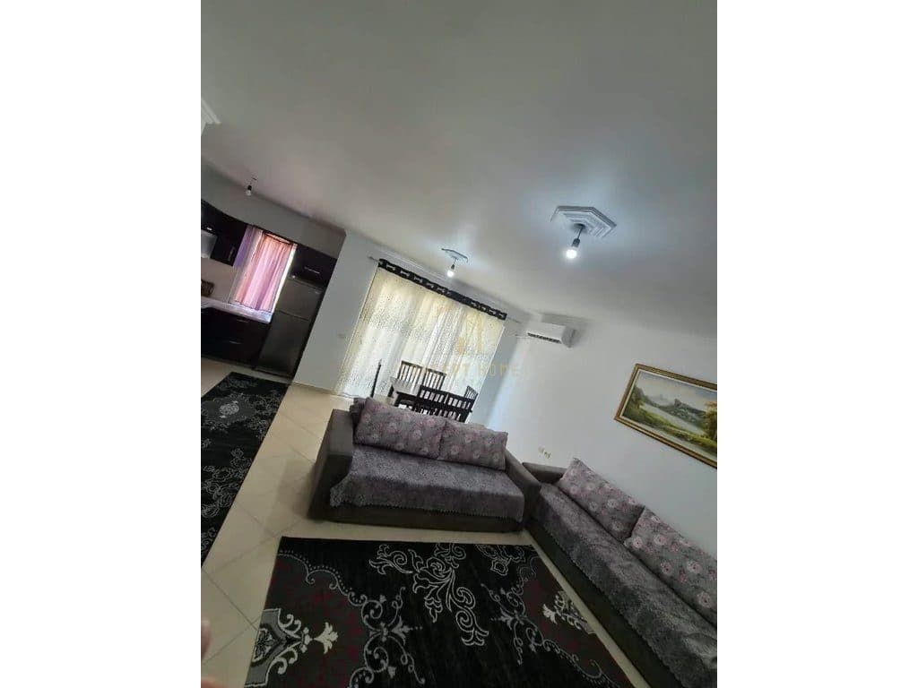Jepet me qera apartament 2+1 ne