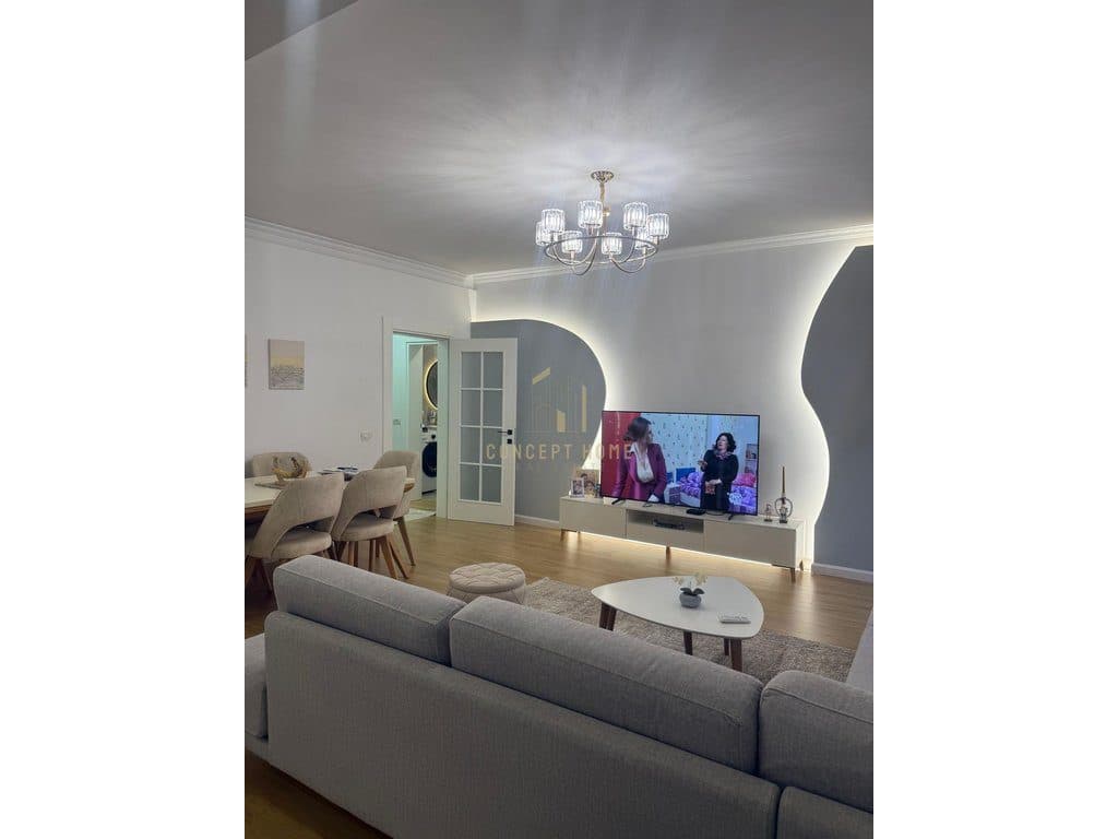 Shitet Apartament 2+1 ne Fresk