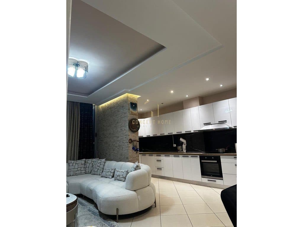 Jepet me qera apartament 2+1+2 ne Astir , prane Vila L