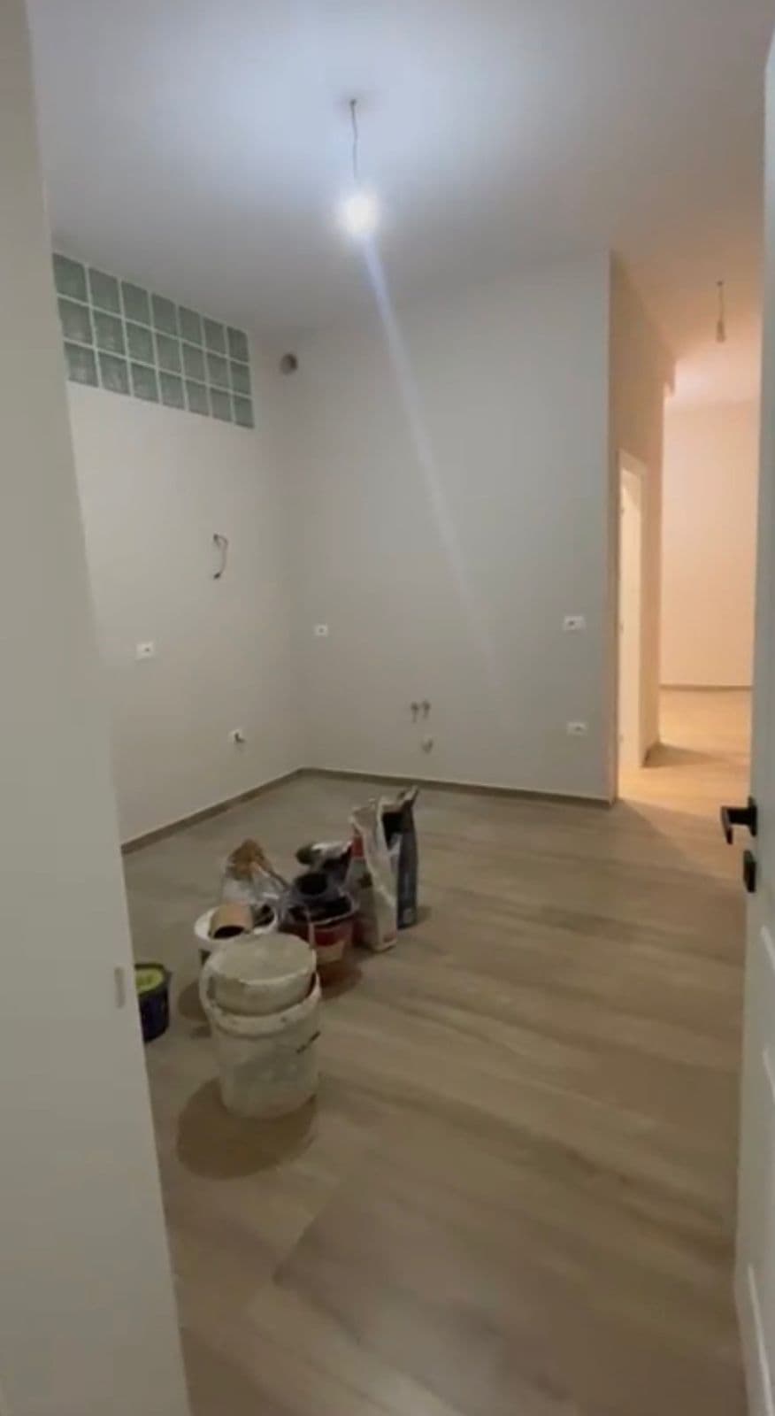 Shitet Apartament 1+1 – Shkolla e Baletit, Tiranë 2