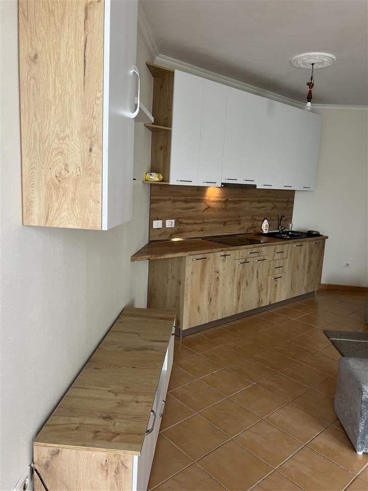 Apartament me qera ne Yzberisht 3