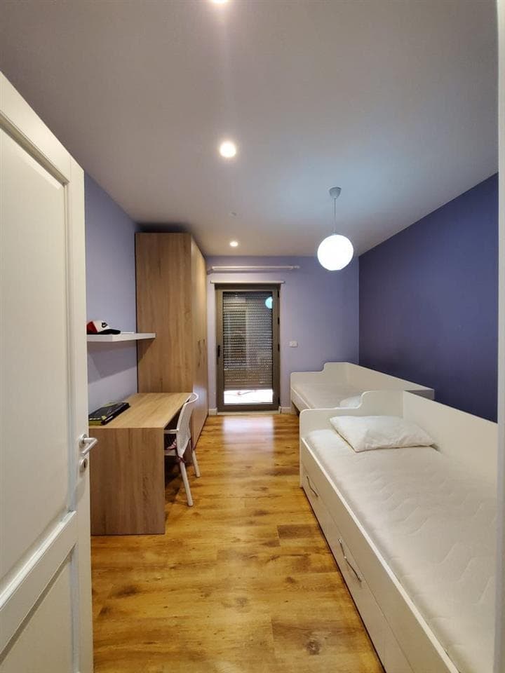 Jepet me qira apartament 2+1+2 Te Deliorgji 4
