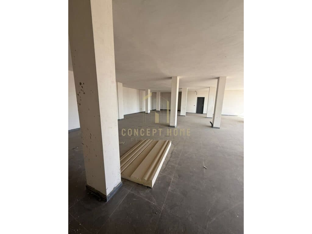 Jepet ambient me qira ne Paskuqan 4