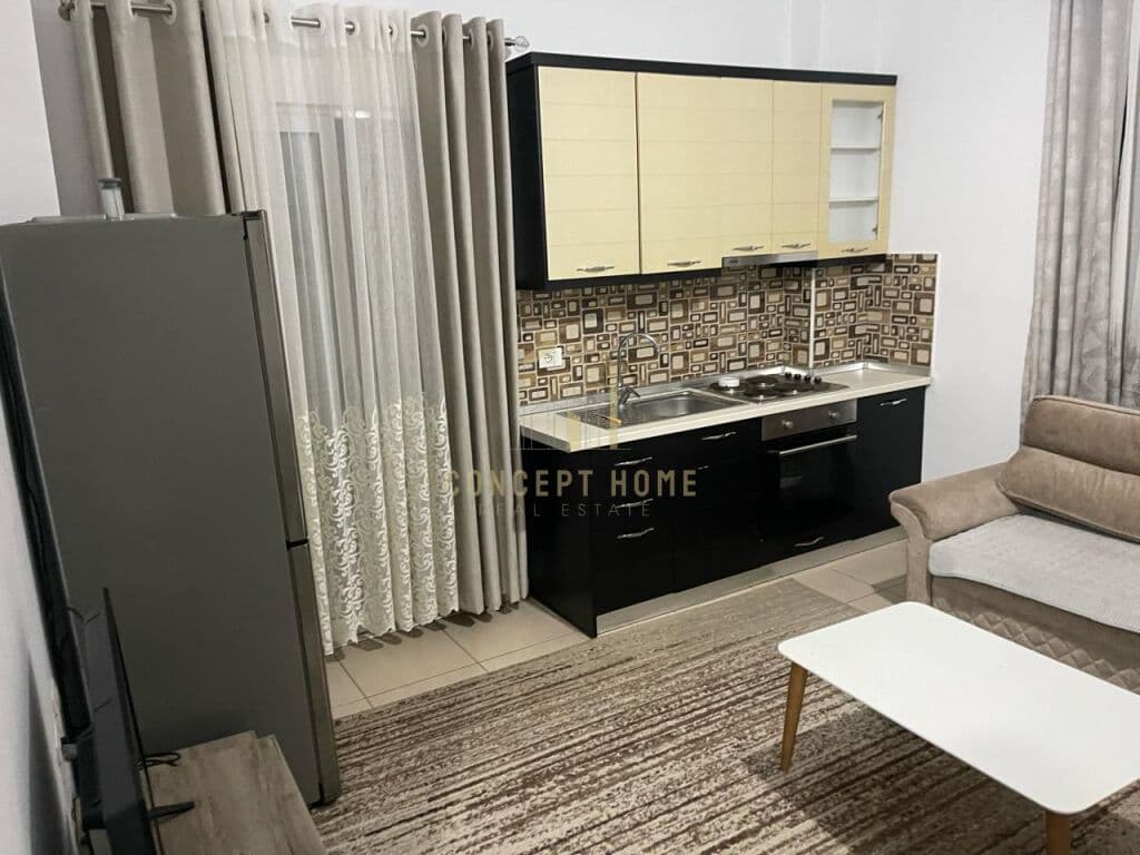 Jepet me qira apartament 1+1 Rruga 5 Maji 3