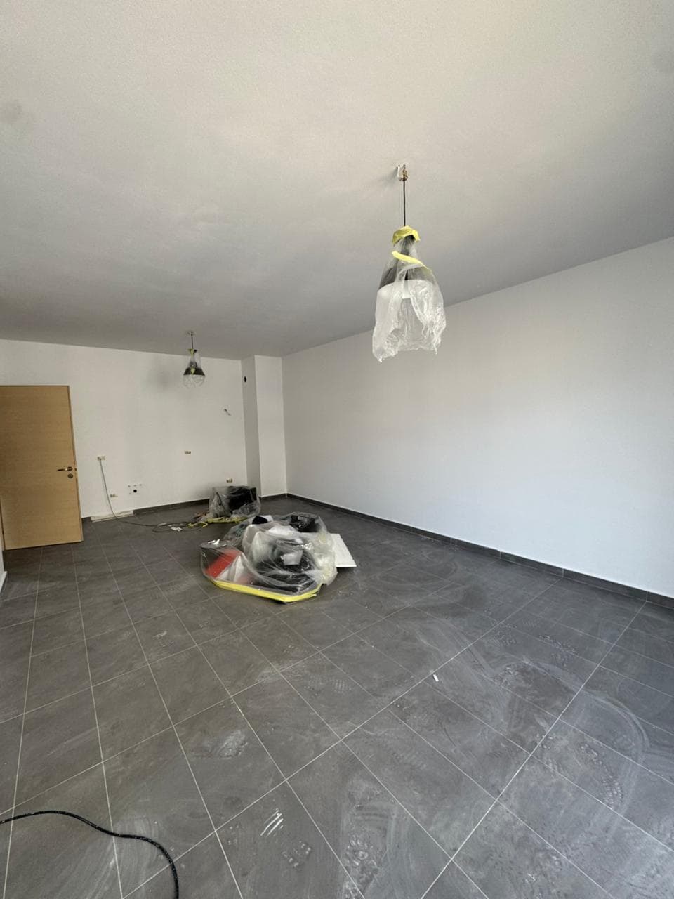Shitet apartament 2+1 ne Kinostudio/15,675,000 Leke 4